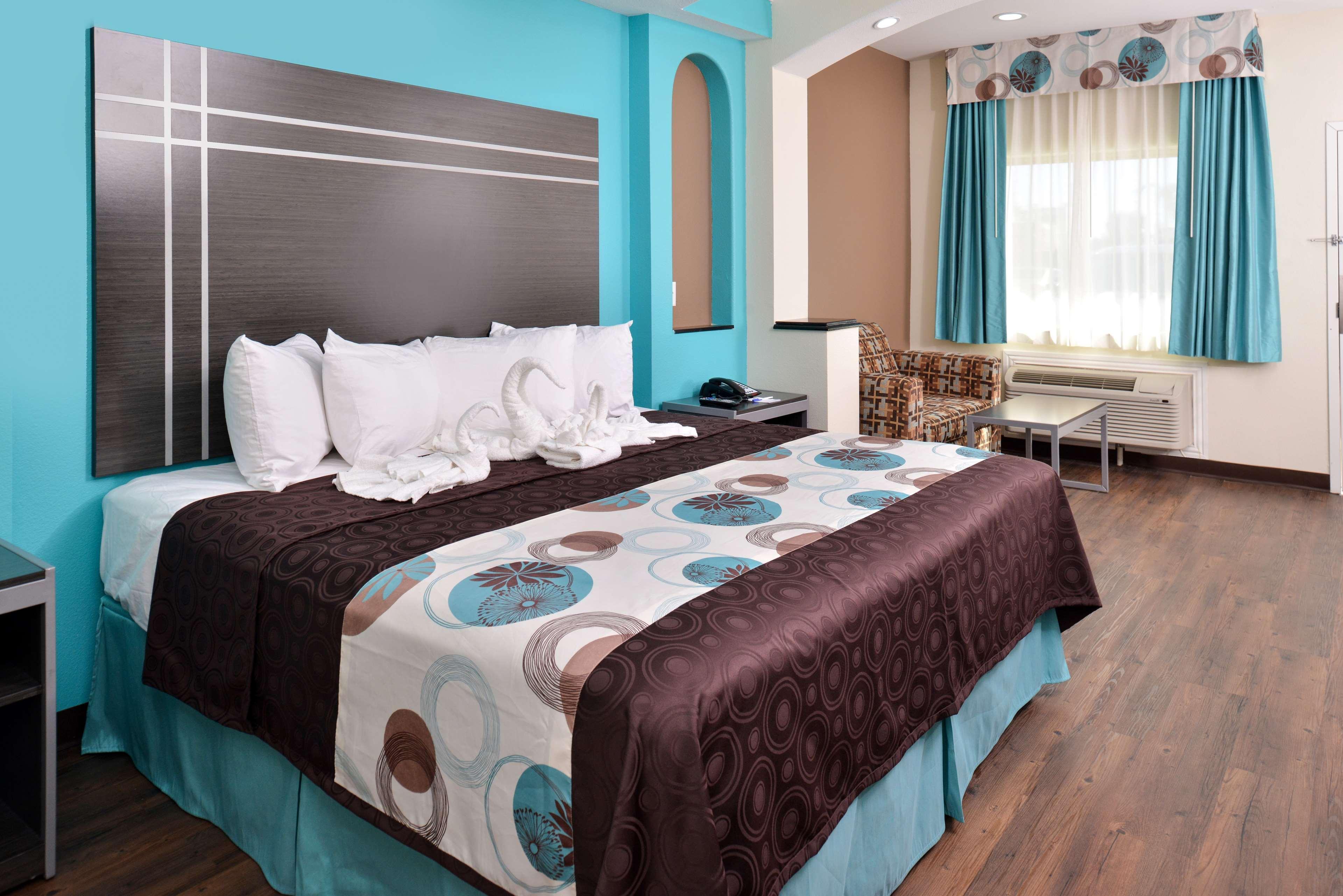 Inn Americas Value & - Houston/hwy 6 & Westpark 2*