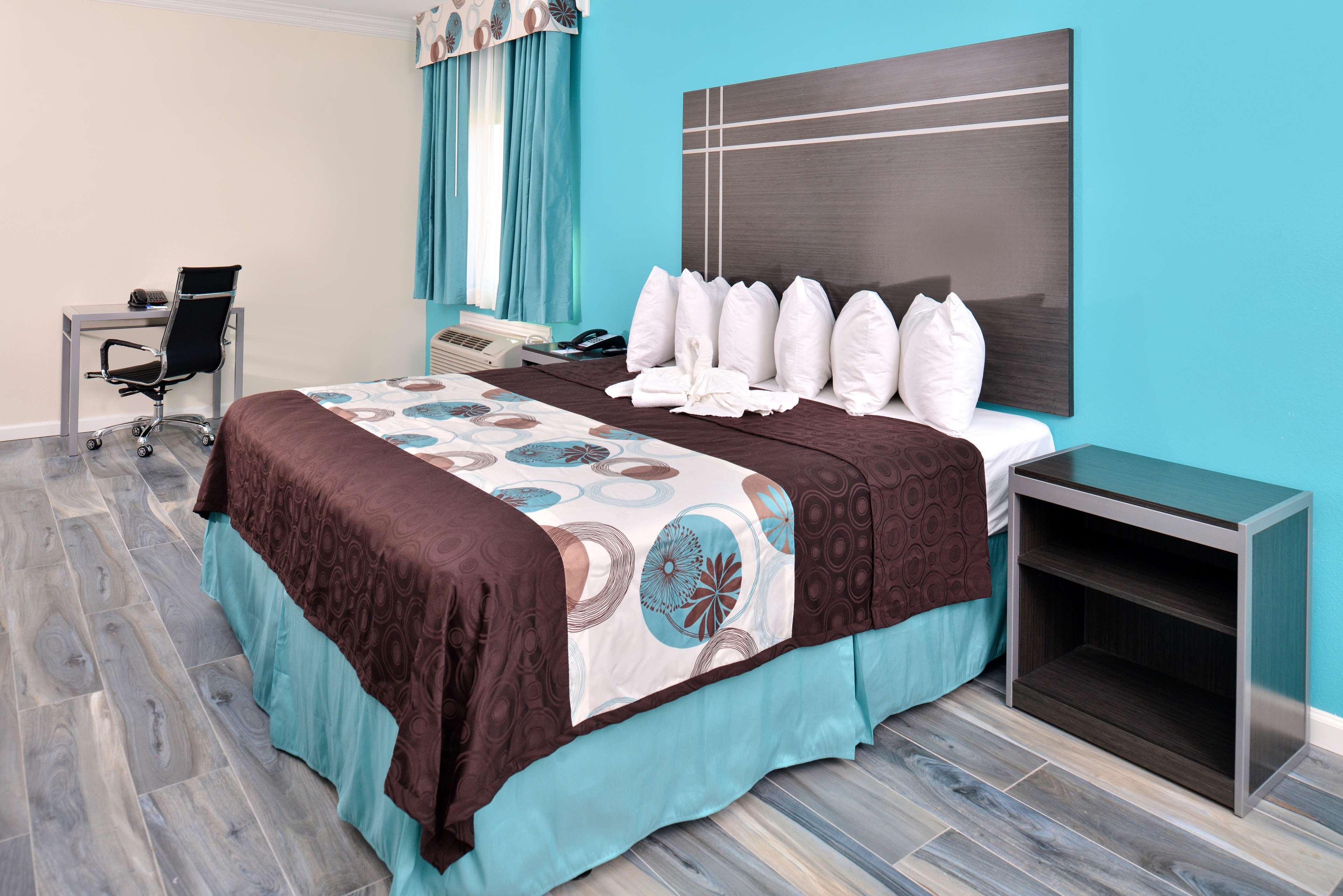 Inn Americas Value & - Houston/hwy 6 & Westpark Mission Bend